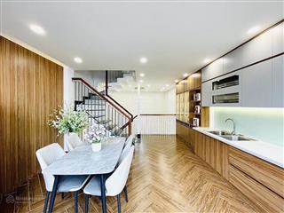Bán nr phạm văn chiêu, p14, gò vấp  dt 50m2 x 4 tầng btct  hxh  sổ vuông a4  giá 6 tỷ x