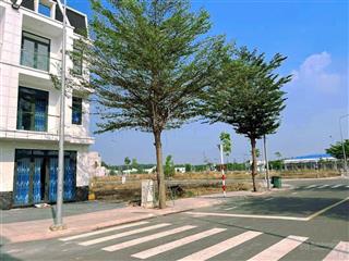 Bán gấp lô đất 70m2 tại dự án victoria, bình dương, giá 2,590 tỷ, sổ hồng riêng.