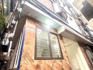 Chính chủ bán nhà đỗ đức dục, mỹ đình dt 40m2 mt 6,5m 6 tầng thang máy full nội thất, cách ô tô 10m