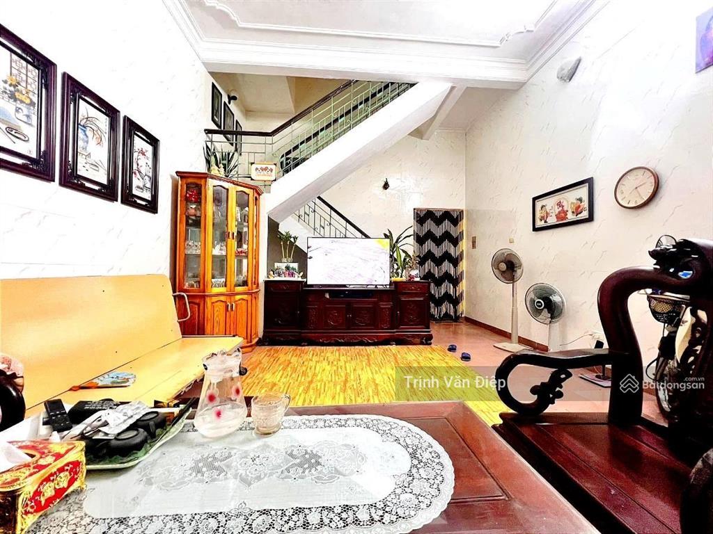 Bán đất xuân diệu tây hồ, lô góc, ngõ nông rộng, gần hồ tây, thông số đẹp 122m2, giá 28 tỷ