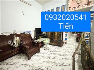 Nhà mặt tiền kd lê văn lương  phước kiển  cạnh bv nhà bè trường học .