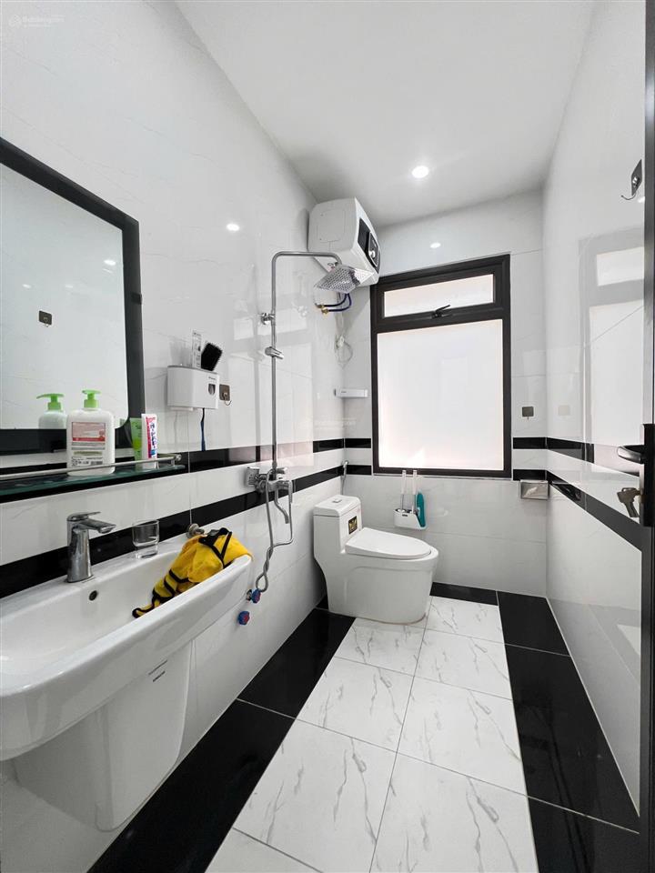 Bán nhà 3,5 tầng ngõ 169 đông khê, ngô quyền, hải phòng