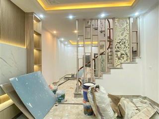 Cần tiền bán gấp nhà nguyễn trãi  41 m2, 4 tầng, mt 4.3m  10 m ra phố  ô tô nhỏ đỗ cửa