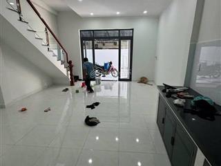 Nhà sổ riêng đông hoà dĩ an gần trường học sân vận động đông hoà