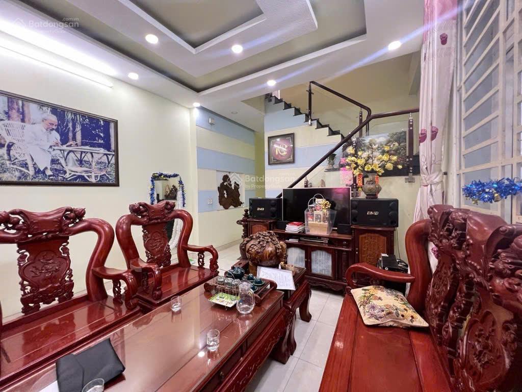 Bán nhà 3 tầng đường nguyễn văn tăng 105,5m2 thổ cư giá 6 tỷ 9 tl.