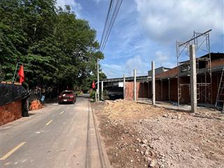 300m2 đất thổ cư mặt tiền đường nhựa gần trung tâm y tế giá 430tr