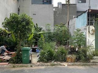 Chủ bán ngộp lô đất 80m2 1tỷ750 gần chợ long phước,quận 9 hẻm xe hơi,thích hợp kinh doanh,shr