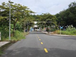 Cần sang tên lô đất 70m2/1tỷ350 gần chợ long phước, quận 9 thích hợp đầu tư kinh doanh shr