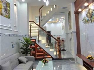 Kẹt tiền bán gấp căn nhà gần chợ hiệp thành,quận 12 60m2 1tỷ750 1t1l đang cho thuê 8tr/tháng shr