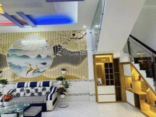 Cần sang tên căn nhà 65m21tỷ690 ngay tân chánh hiệp,quận 12 cạnh chợ đang cho thuê 7tr/tháng shr