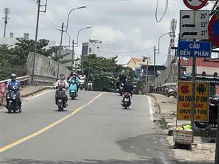 Mặt tiền có nhà cấp 4  7.7m x 101m  tô ngọc vân kế bên gò vấp  giá 100 tỷ còn thương lượng