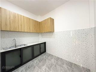 Nhà mới  full nội thất ở ngay  sát ngay mặt tiền nguyễn kiệm 10m  p3 gv