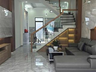 5,7 tỷ cho nhà 3 tầng gần the global city,khu công nghệ cao.