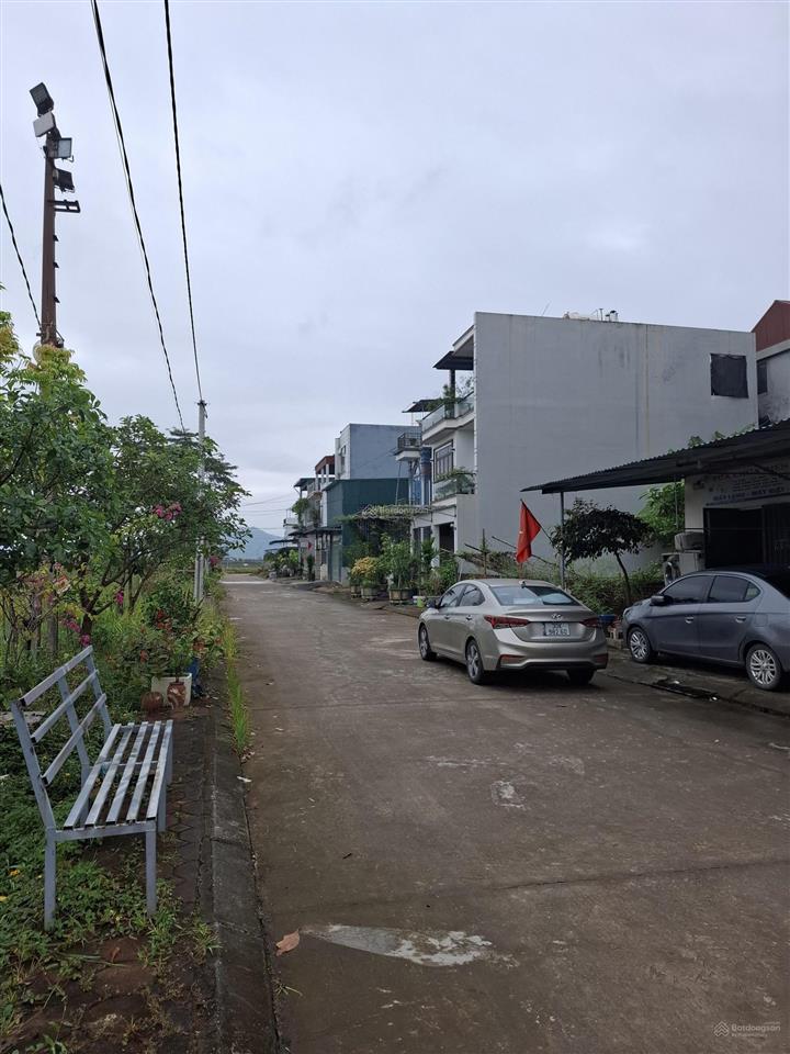 Bán đất vị trí đắc địa chợ nga, xã nội