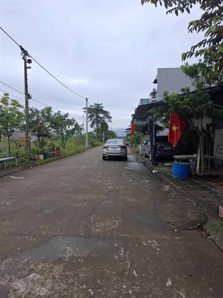 Bán đất vị trí đắc địa chợ nga, xã nội