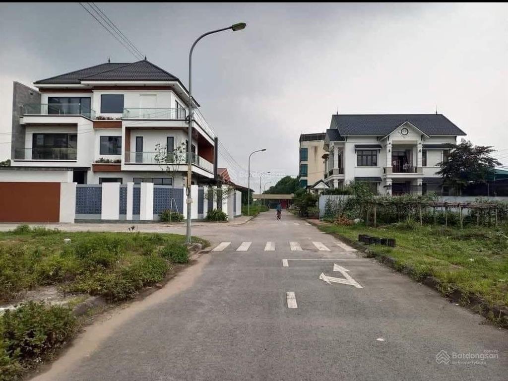 Cần bán nhanh lô đất 209m2, 2 mặt tiền. đấu giá cầu lọc ngọc tảo, giá đầu tư