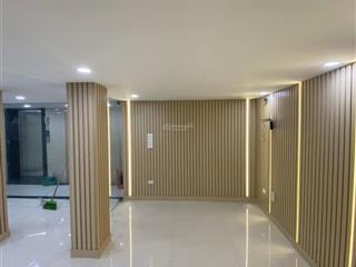 Đỗ quang  tòa văn phòng phân lô vip  cầu giấy  ngõ thông ôtô tránh. diện tích 94m2 x mt 7.5m