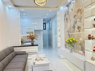 Bán nhà đẹp mặt ngõ nguyễn phúc lai  20m ra mặt phố  gần sát phố hoàng cầu. diện tích 39m2