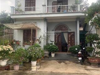 Cần bán nhà 2 tầng tại phường hồng hà  hạ long. s2 đất 252m2. có sẵn nhà 2 tầng. đường rộng.