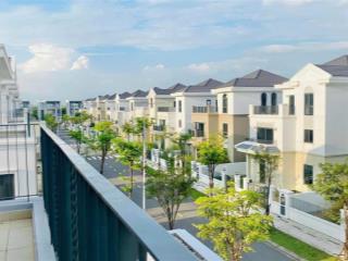 Chính chủ cần sang nhượng nhà mặt phố aqua city, 6,9 tỷ, 160m2, view sông.  ngọc dung 0931 556 ***