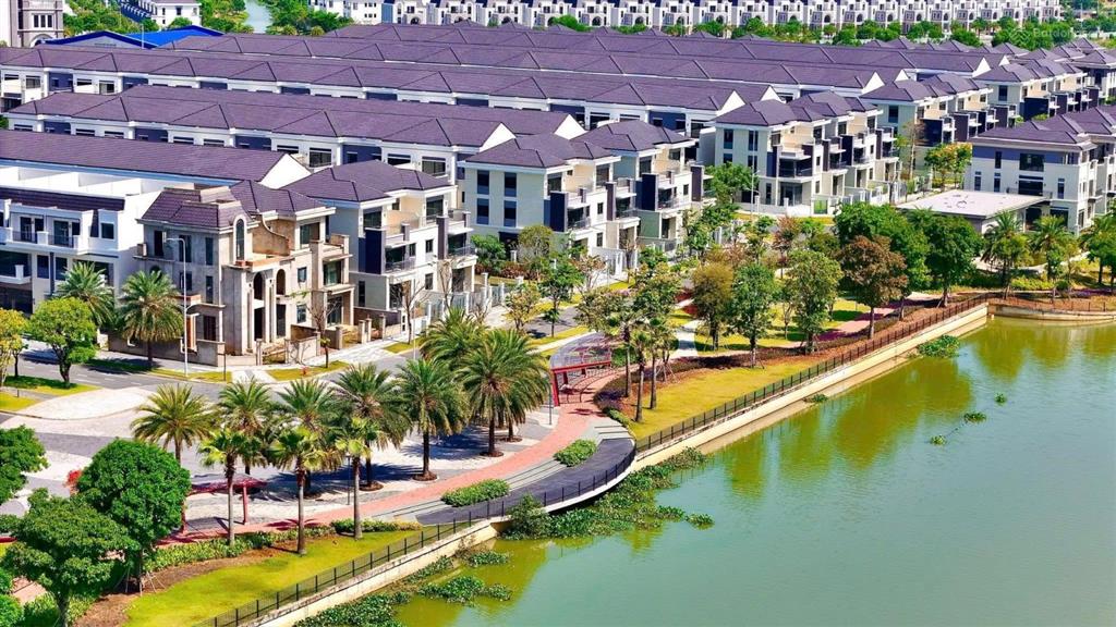 Biệt thự đơn lập sông tự nhiên 400m2, chỉ 25 tỷ, vào tiền nhẹ.  0931 556 ***