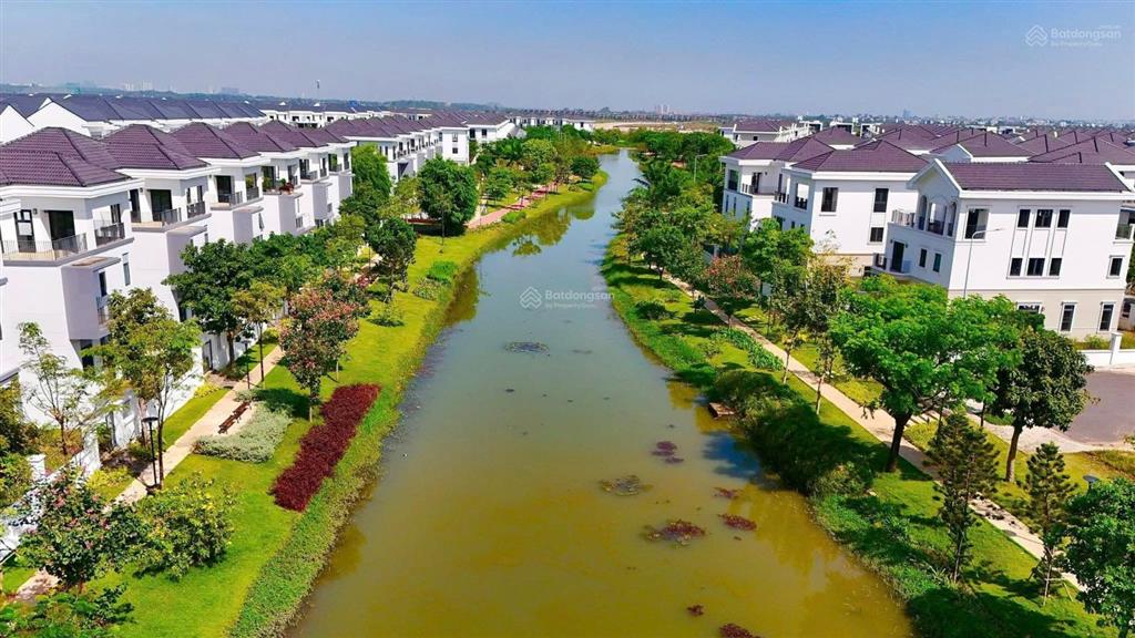 Biệt thự đơn lập sông tự nhiên 400m2, chỉ 25 tỷ, vào tiền nhẹ.  0931 556 ***
