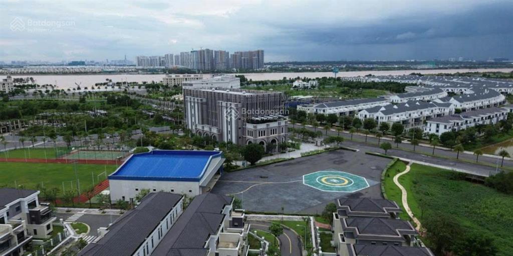 Cắt lỗ hơn 1 tỷ nhà phố 8x20 the suite aqua city.
sẵn nhà hoàn thiện mới cần ra gấp trong tuần