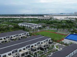 Cắt lỗ hơn 1 tỷ nhà phố 8x20 the suite aqua city.
sẵn nhà hoàn thiện mới cần ra gấp trong tuần