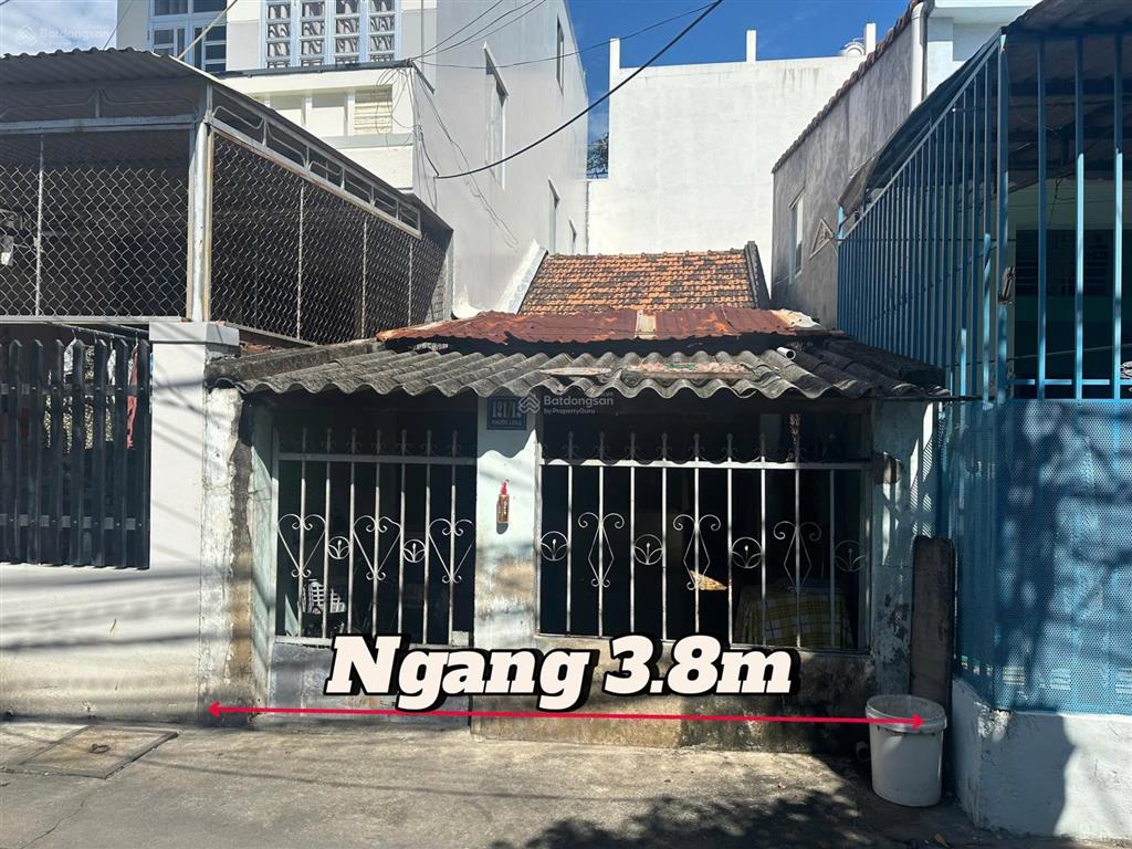Giảm giá 170tr bán nhanh bán đất tặng nhà cấp 4 hẻm phước long ô tô tận nơi hẻm thông, dt 66,6m2