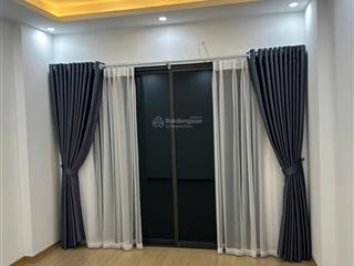 Bán nr 5 tầng, 3pn, 4wc tại an khánh, 5,4 tỷ, 43m2, mặt tiền 3,5m cực chất