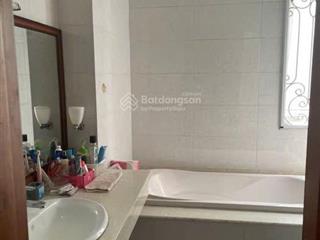 Bán biệt thự sân vườn góc 2 mặt tiền công viên, tân phong, quận 7 194m2 ngang 10m giá 35 tỷ nhỉnh