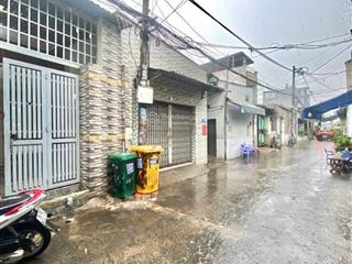 Ô tô 7 chỗ ngủ nhà, phan văn hớn q12, 8 phút tới sân bay tsn, 83m2(4.5x18.3), giá 6,2 tỷ tl