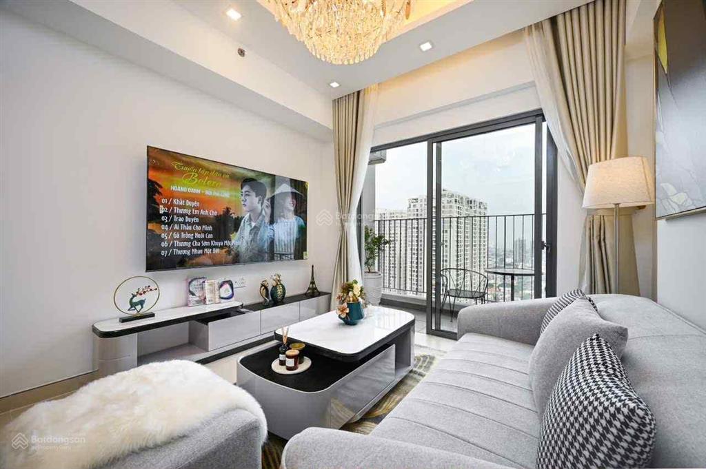 Chính chủ cần bán gấp căn hộ 2pn full nội thất tầng 28