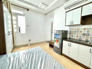 Căn hộ full nội thất cửa sổ thoáng mát, ngay bạch đằng phường 2 gần sân bay , học viện hàng không