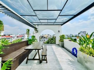 Siêu phẩm luxury  đối diện emart2 gò vấp 4 tầng gara ô tô đường xe tải 7m