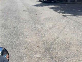 Bán nhà hxt  40m2  ttn ra phan văn hớn  giá chỉ 5,2tỷ