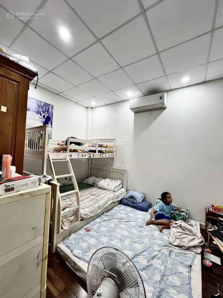 Bán nhà hxt  40m2  ttn ra phan văn hớn  giá chỉ 5,2tỷ