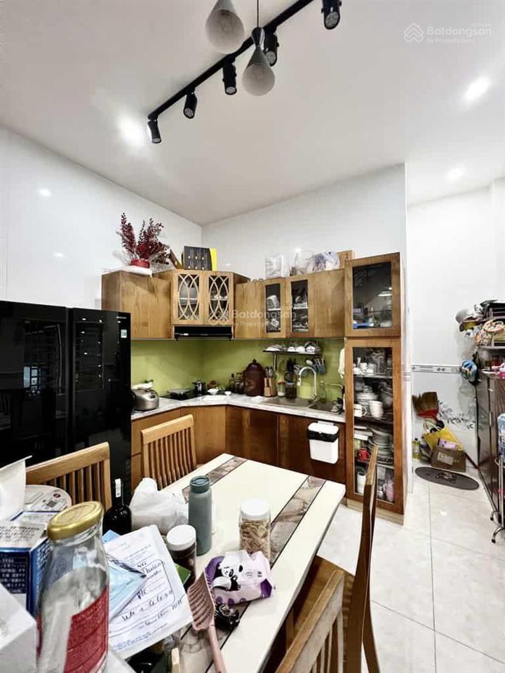 Bán nhà hxt  40m2  ttn ra phan văn hớn  giá chỉ 5,2tỷ