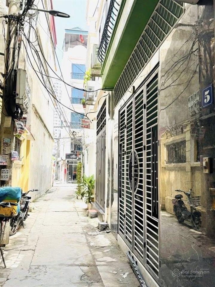 Nhỉnh 7.x tỷ có ngay nhà đẹp giáp nhị 40m2 x 4t sát phố, full nội thất