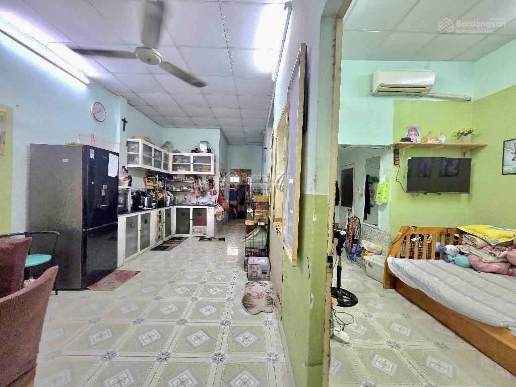 Nhỉnh 7 tỷ, bán đất tặng nhà c4, dt 120m2, hẻm xe tải ngay khu bên sông, gigamall, hiệp bình chánh