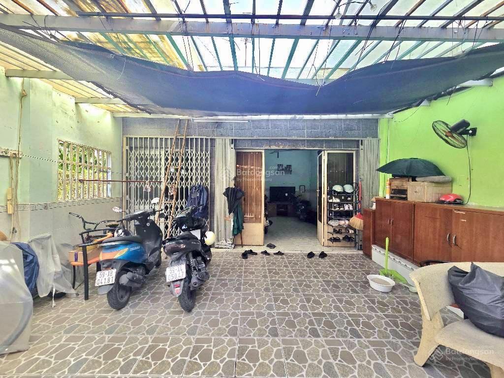 Nhỉnh 7 tỷ, bán đất tặng nhà c4, dt 120m2, hẻm xe tải ngay khu bên sông, gigamall, hiệp bình chánh