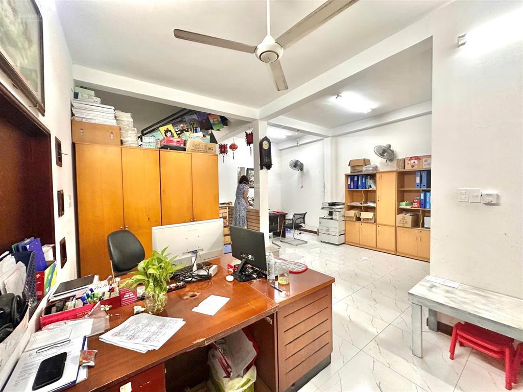 Nhà 3 tầng, ngang 6.1m, dt 100m2, đường xe tải, khu bên sông hiệp bình chánh, thủ đức, nhỉnh 11 tỷ.