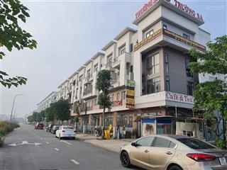 Chỉ 6 tỷ sở hữu ngay shophouse 4 tầng đối diện 7 toà chung cư và một trường học liên cấp