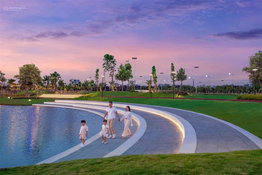 Sola  villa đơn lập 228m2, 3 mặt sông lõi trung tâm quận 2 không có sự thay thế!