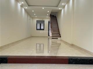 Cho thuê nhà hoàn thiện đẹp full điều hoà giá rẻ