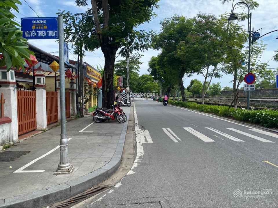 Chính chủ cần bán nhà riêng mặt tiền nội thành huế