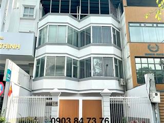 Cho thuê nhà mặt tiền trần đình xu, quận 1 đối diện trường học, có sân để xe.