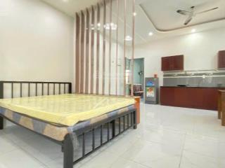 Cho thuê studio rộng 40m2 ngay ngã tư thủ đức  lê văn việt  xa lộ hà nội
