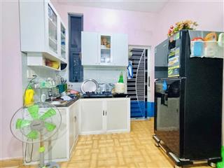 Chào bán nhà 2 tầng đẹp kiệt nguyễn huy lượng còn sót lại giá cực tốt,kiệt đẹp 3m5 trải nhựa, lề 1m