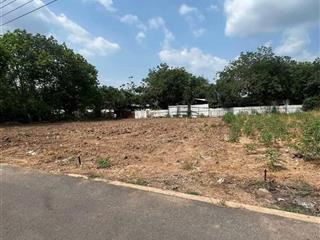 Bán gấp lô đất mặt tiền đường đất dh519